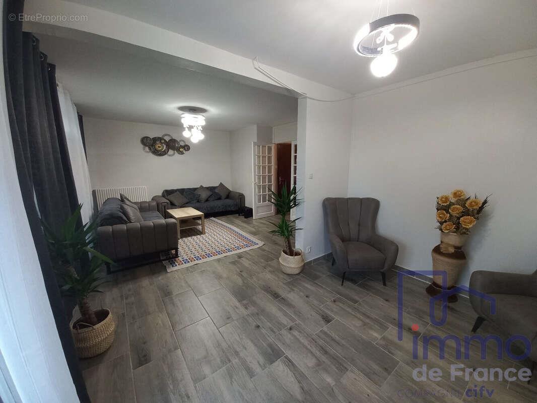 Appartement à vendre, 87m², Saint-Etienne