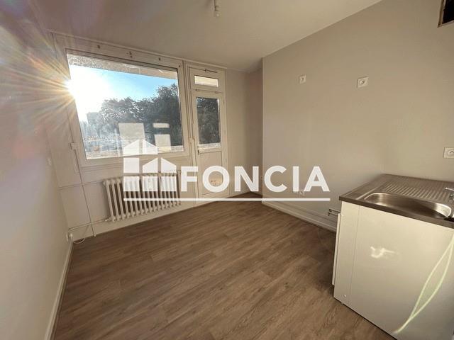 Appartement à louer, 81m², Saint-Etienne