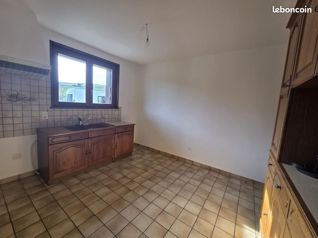 Maison à louer, 107m², Coise