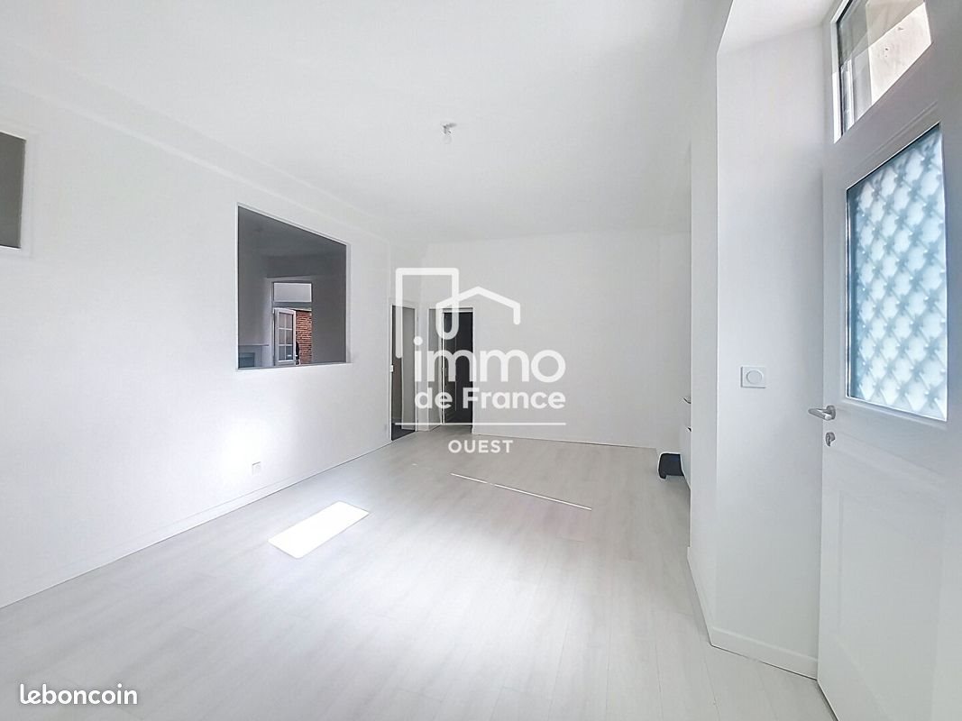 Appartement à louer, 50m², Evron