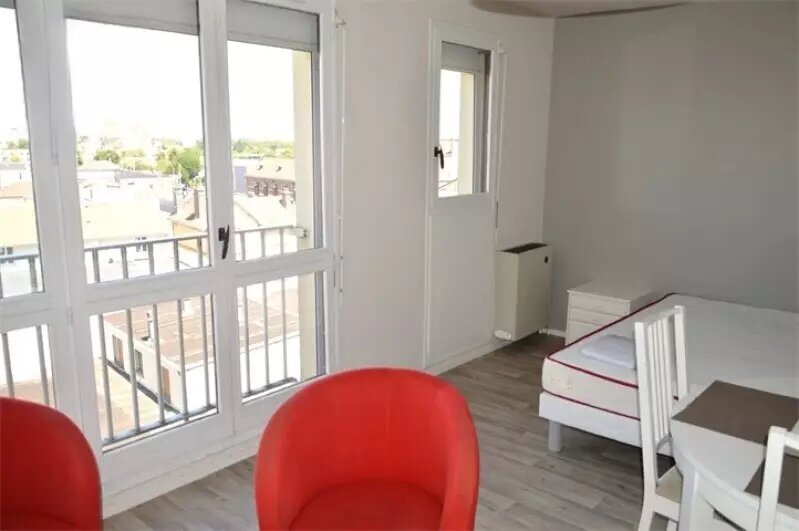 Appartement à louer, 26m², Saint-Julien-les-Villas