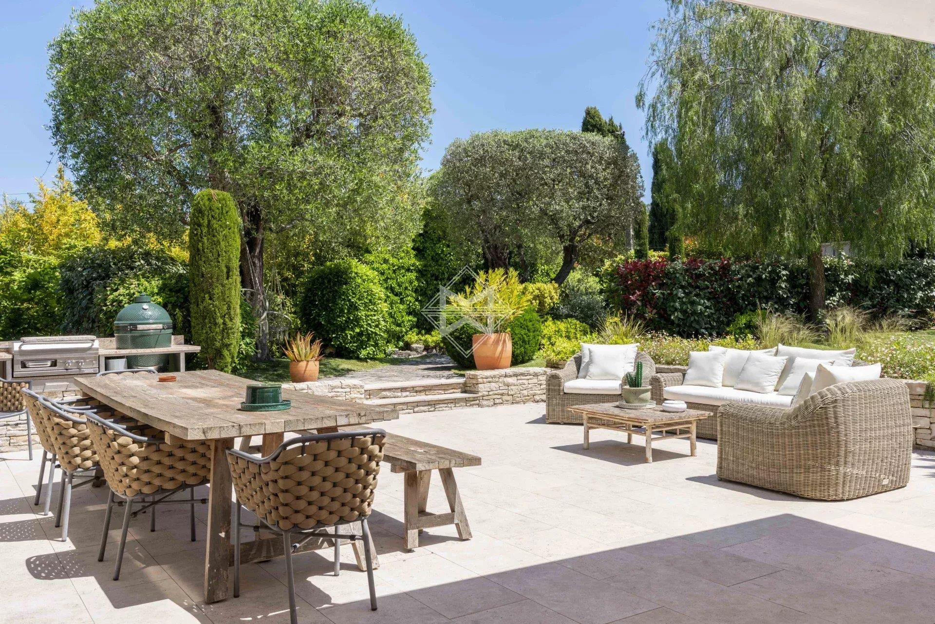 Charming fully renovated provençal
