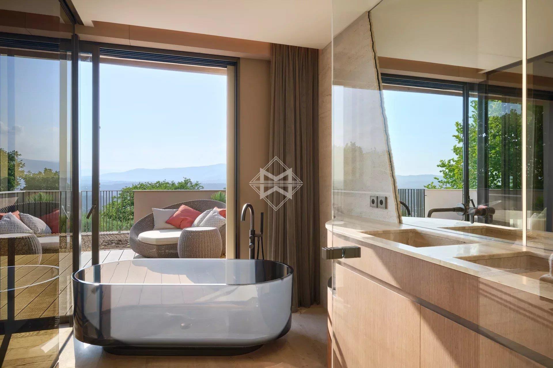 Superb estate with panoramic view