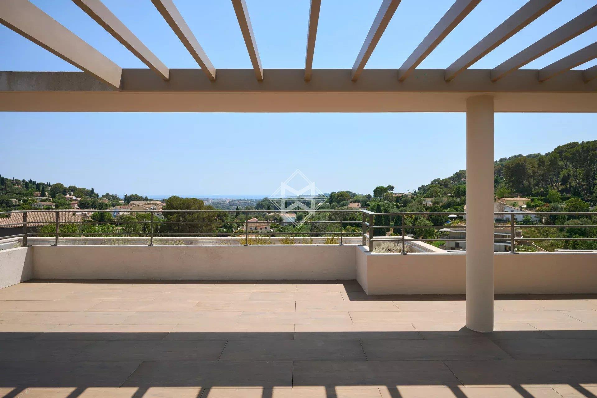 Contemporary Villa in Mougins with Sea and Village View, in a gated estate