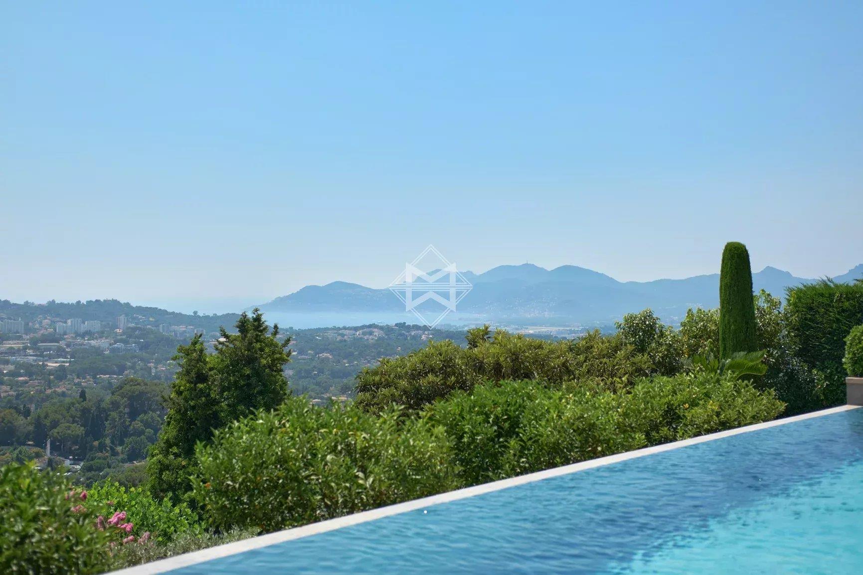 Modern Mas with panoramic view - Within walking distance from the village