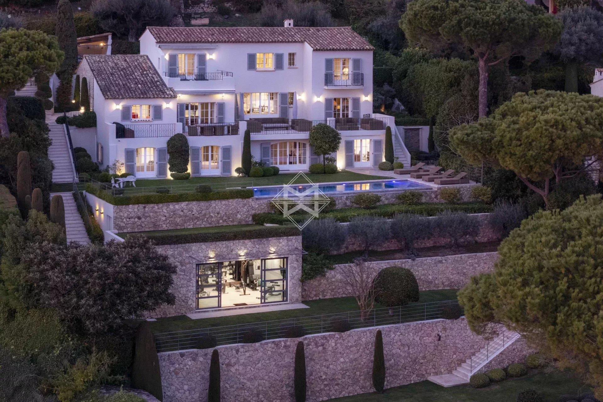 Modern Mas with panoramic view - Within walking distance from the village