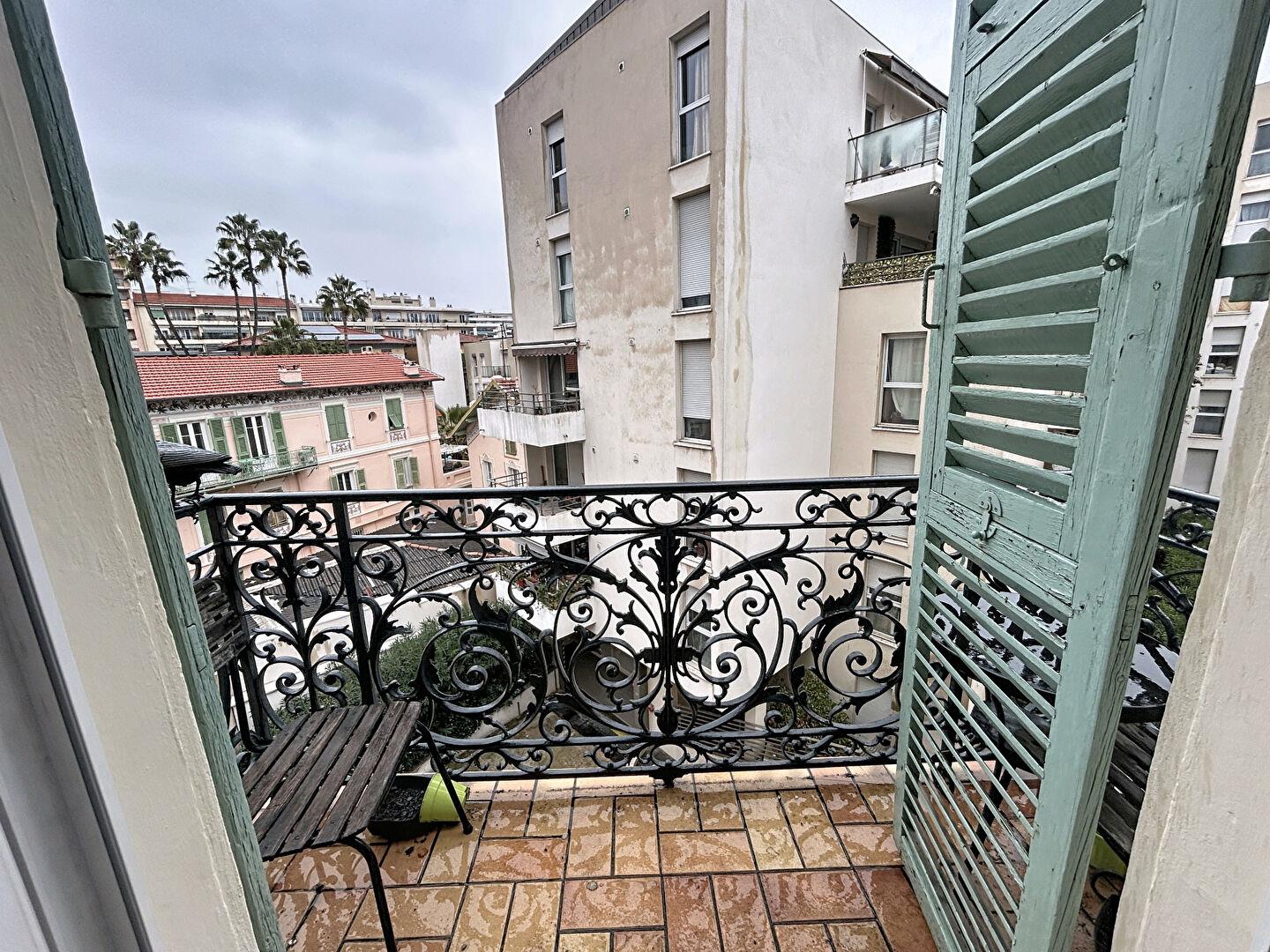 Appartement à louer, 58m², Nice