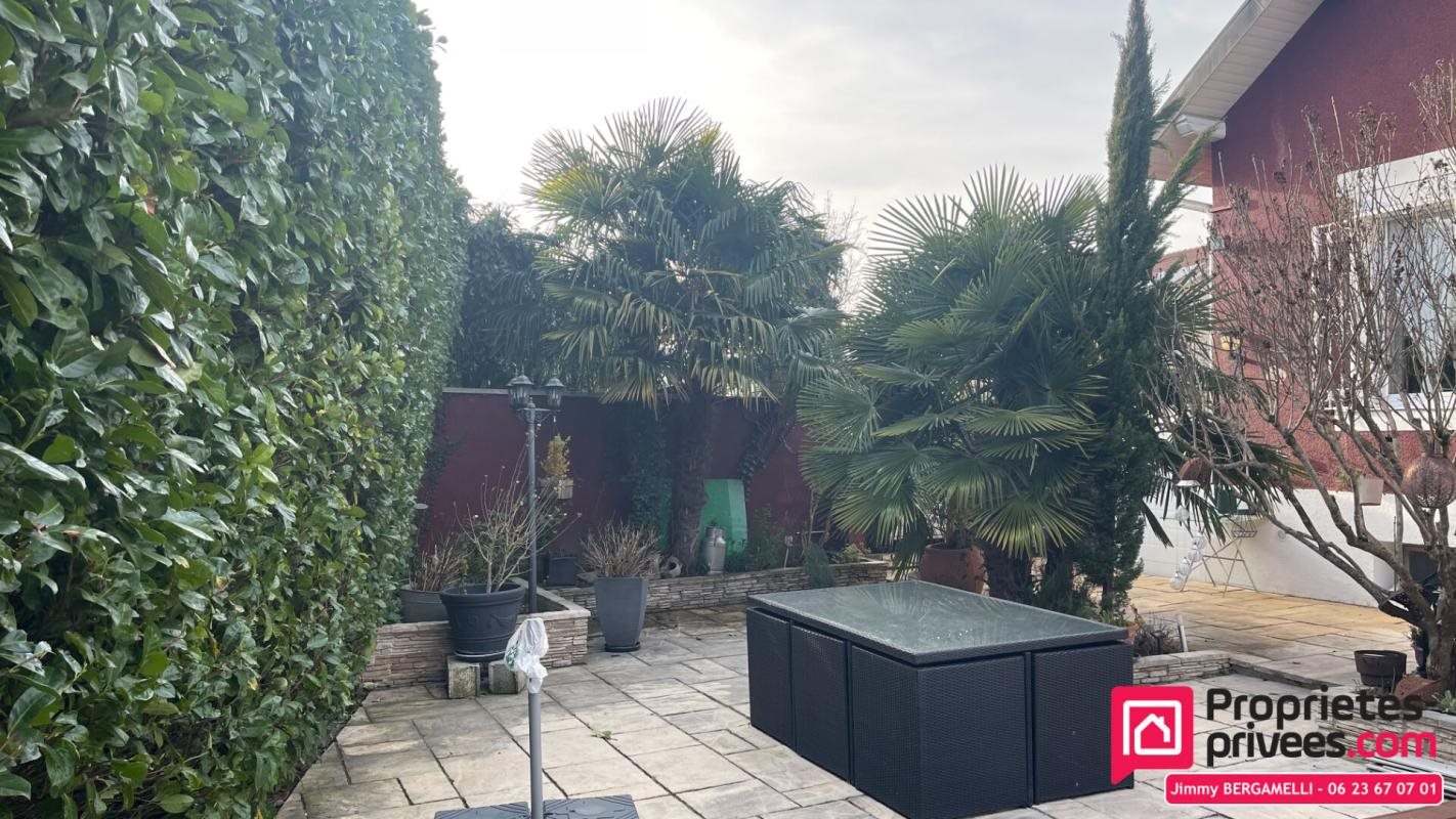 Maison à vendre, 207m², Ambilly