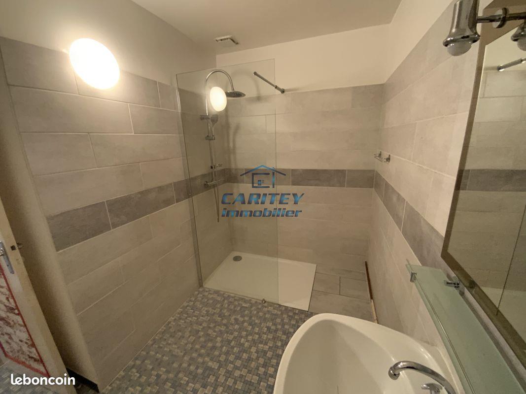 Maison à louer, 95m², Lure