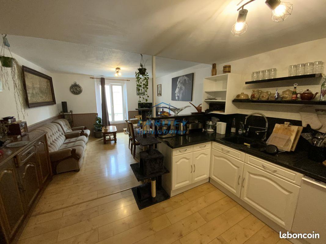 Appartement à vendre, 98m², Lure