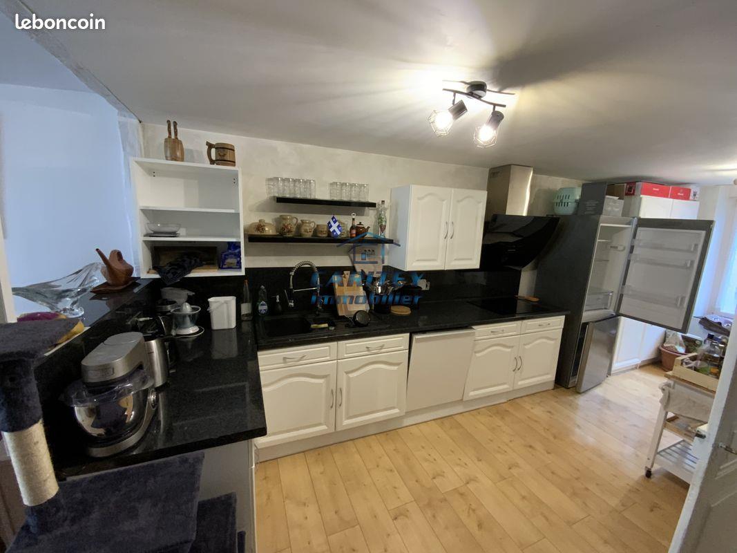 Appartement à vendre, 98m², Lure