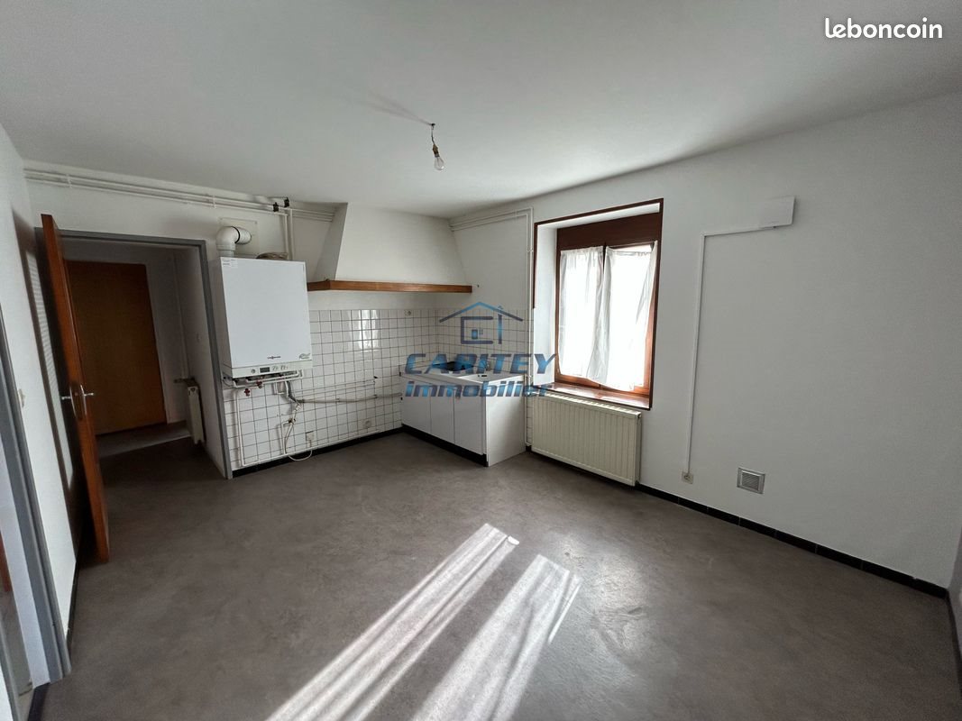 Appartement à louer, 58m², Lure