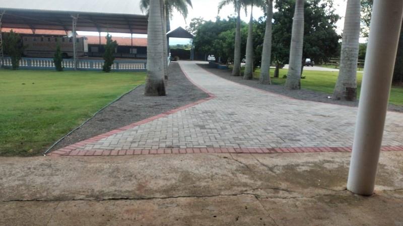 Purchase: Business premises (13525-000)