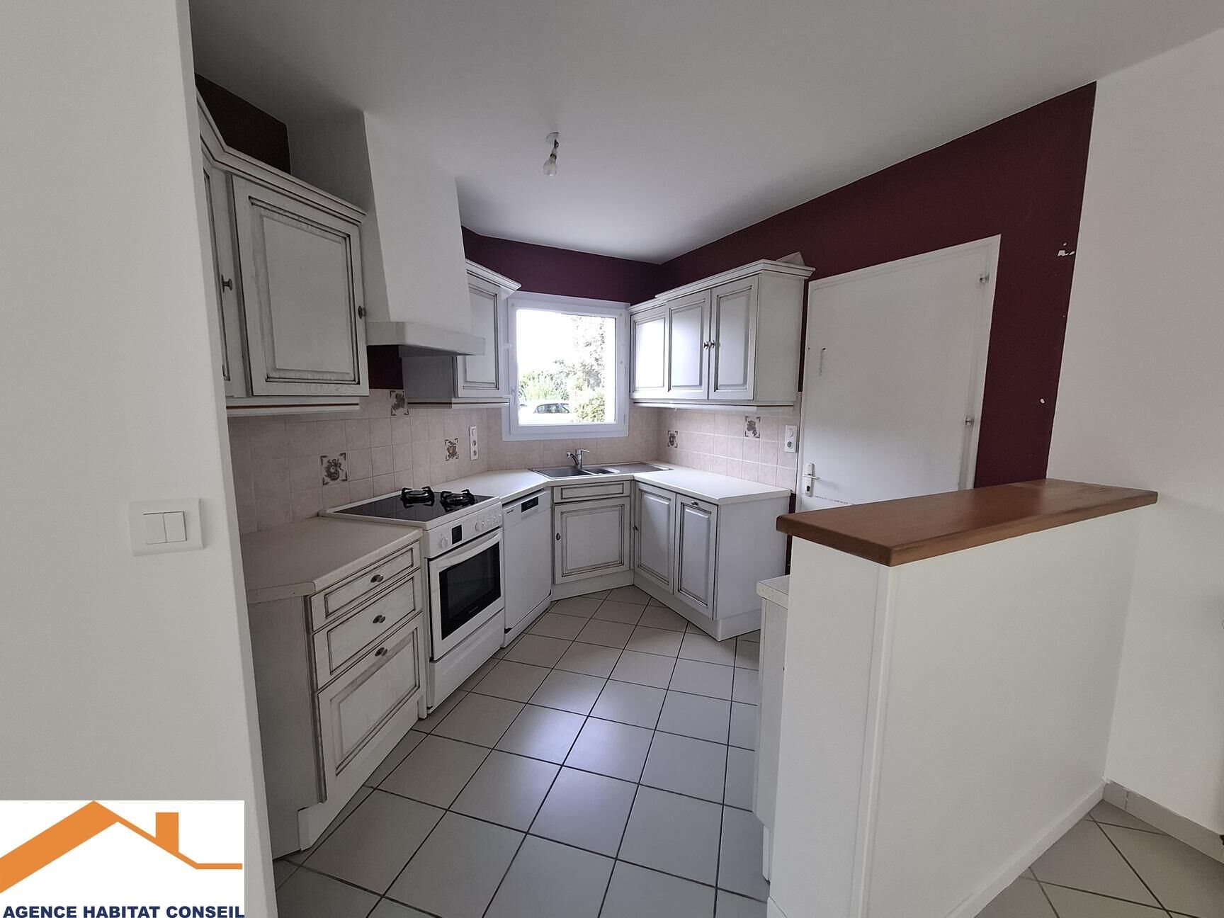 Maison à louer, 92m², Aizenay