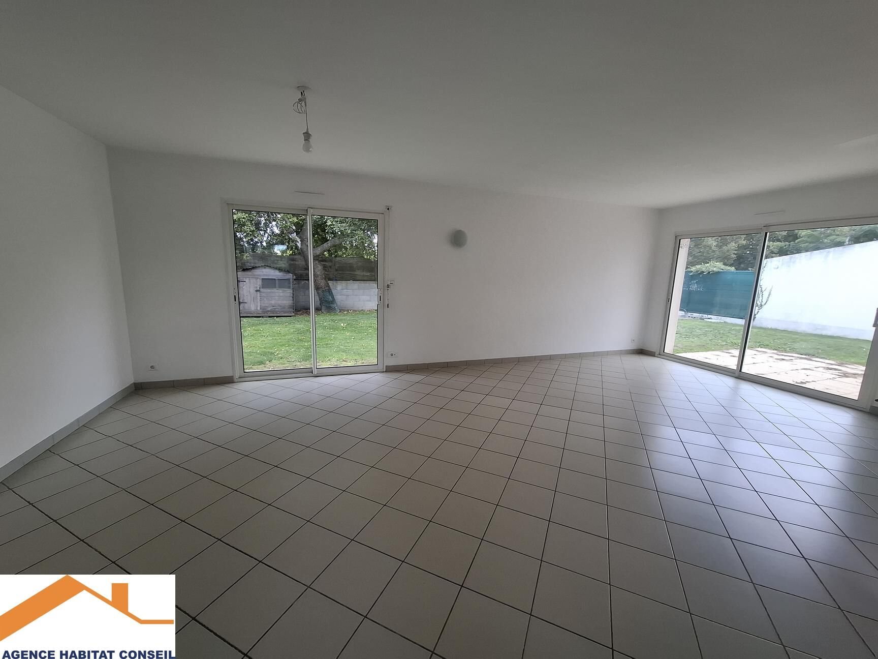 Maison à louer, 92m², Aizenay