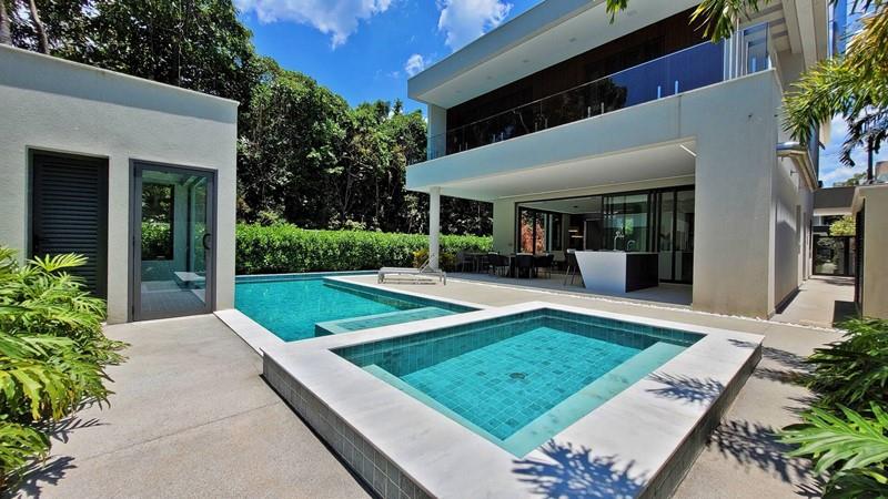 Purchase: House (11250-000)