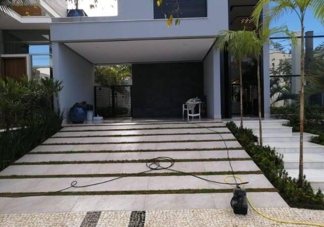 Purchase: House (11250-000)