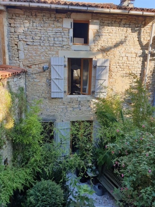 Huis met 4 slaapkamers Verteuil sur Charente