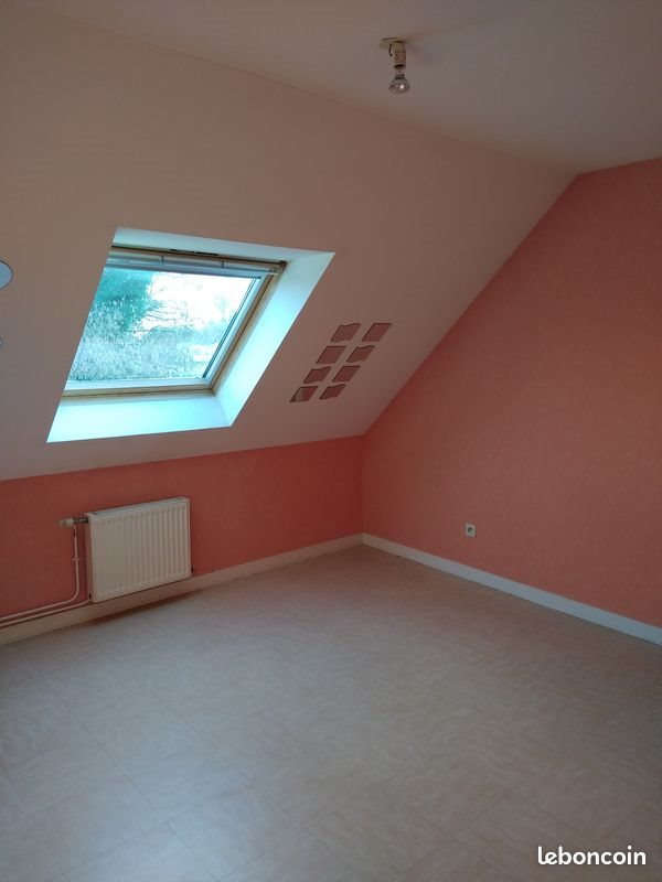 Maison à louer, 99m², Baugé