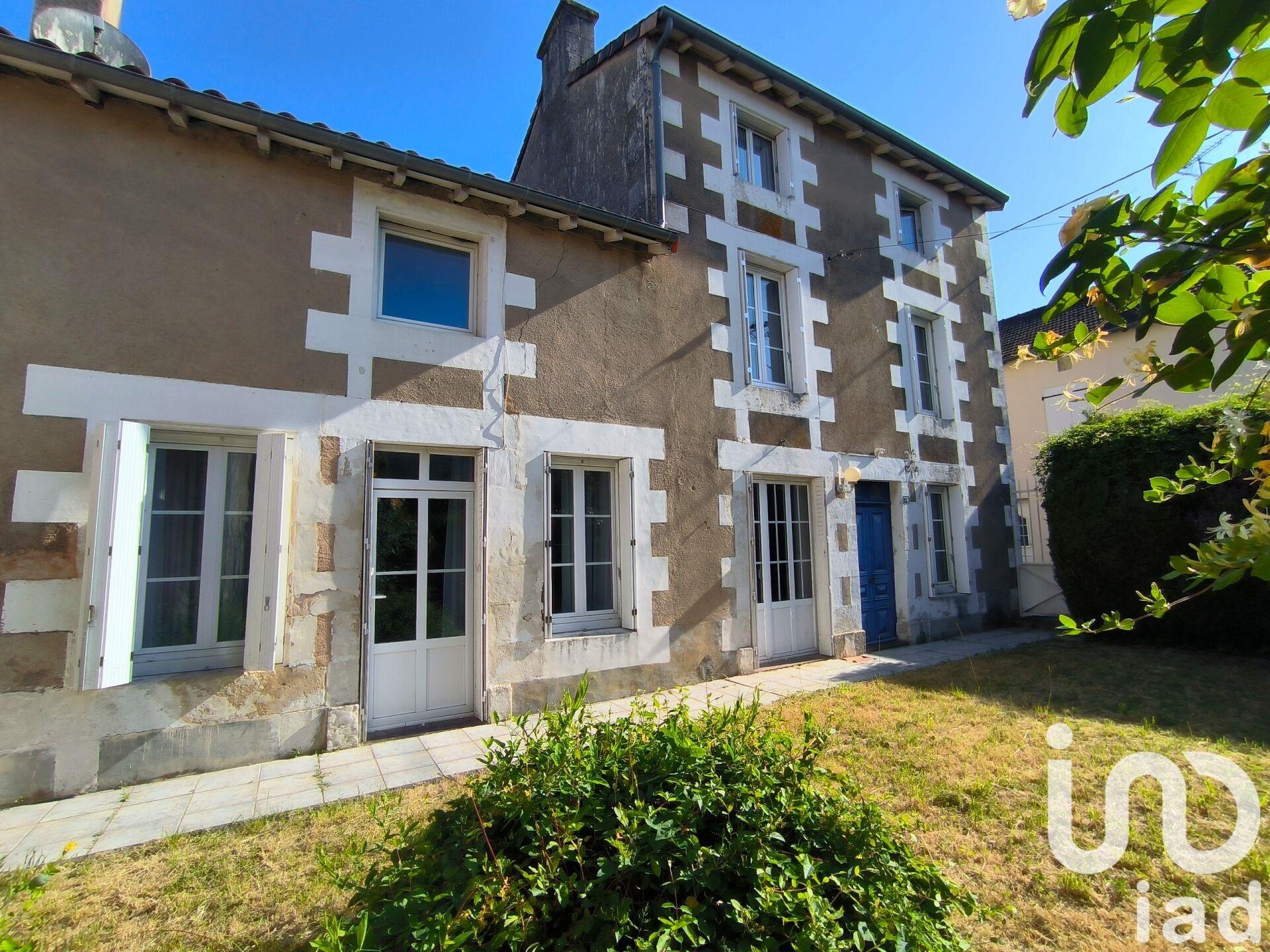 Maison à vendre, 226m², Saint-Julien-l'Ars