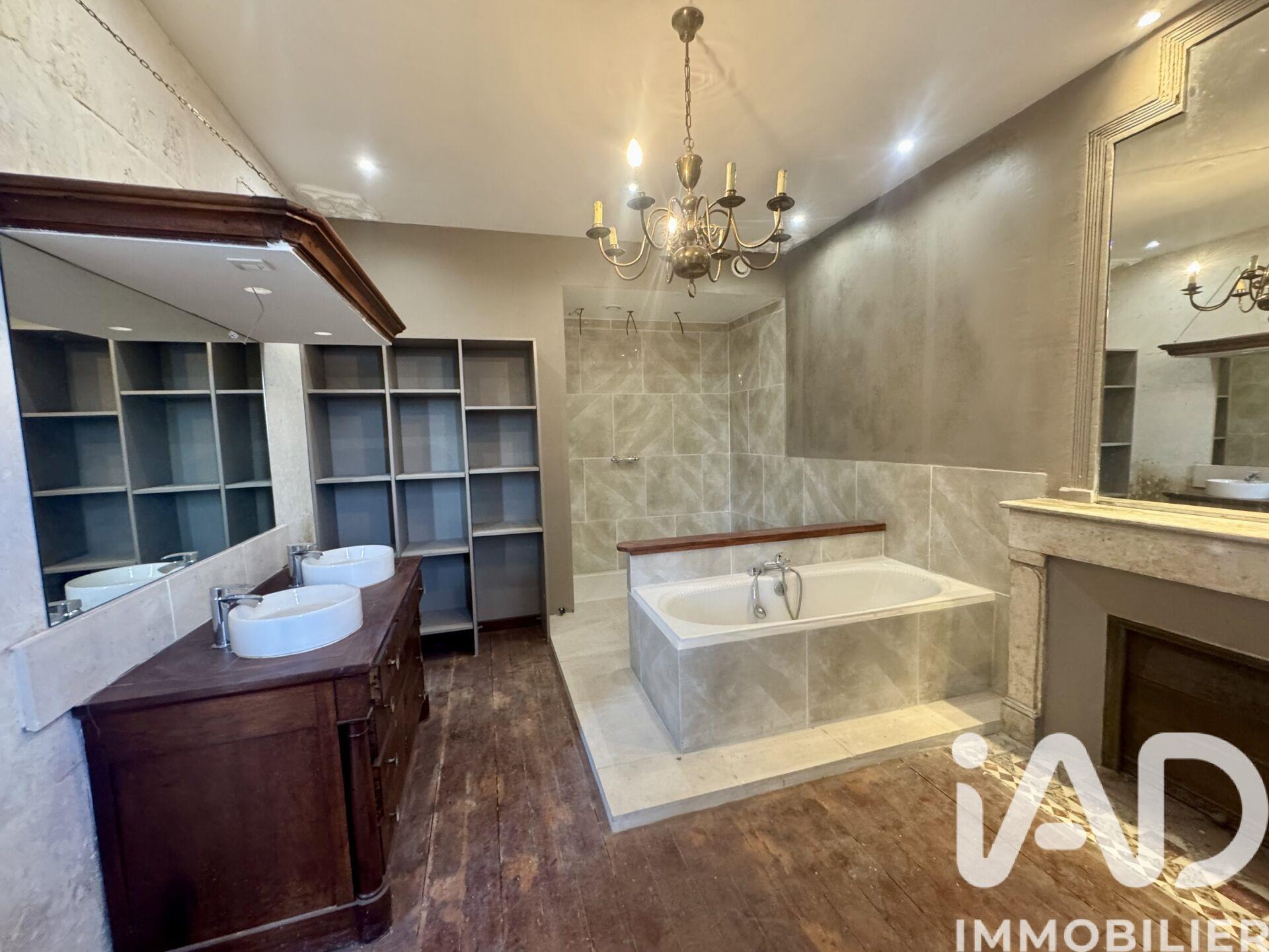 Maison à vendre, 300m², Agris