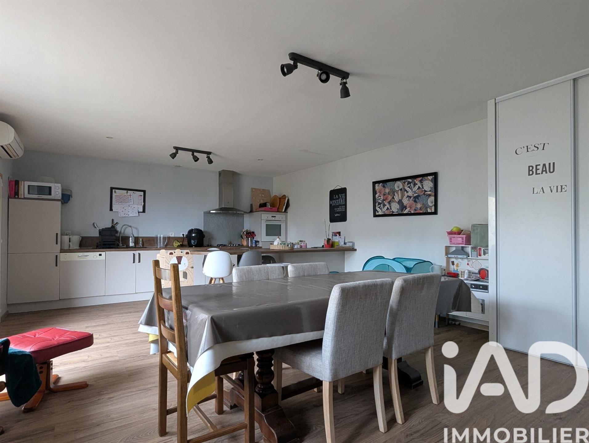 Maison à vendre, 155m², Curçay-sur-Dive