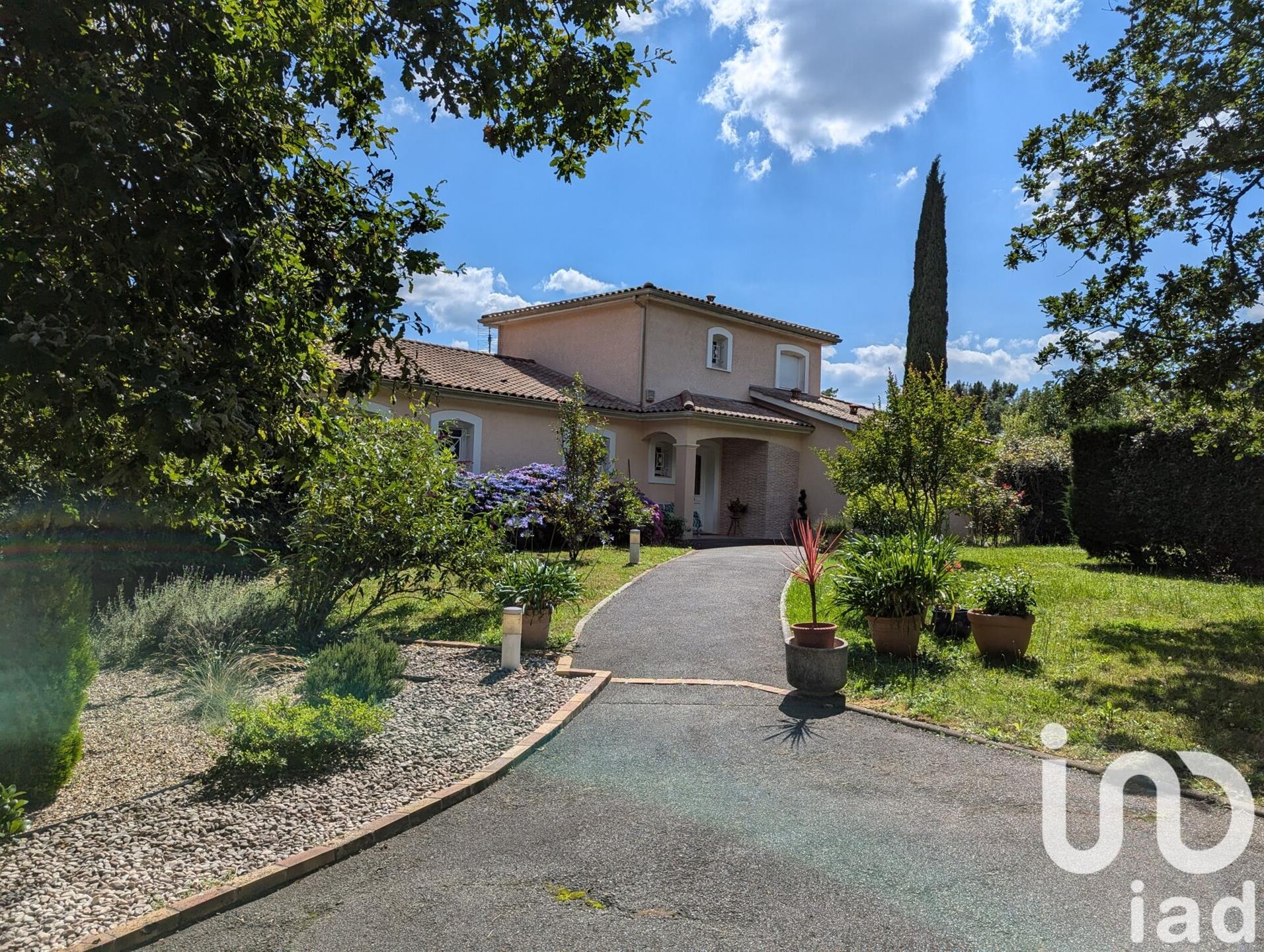 Maison à vendre, 267m², Montpon-Ménestérol