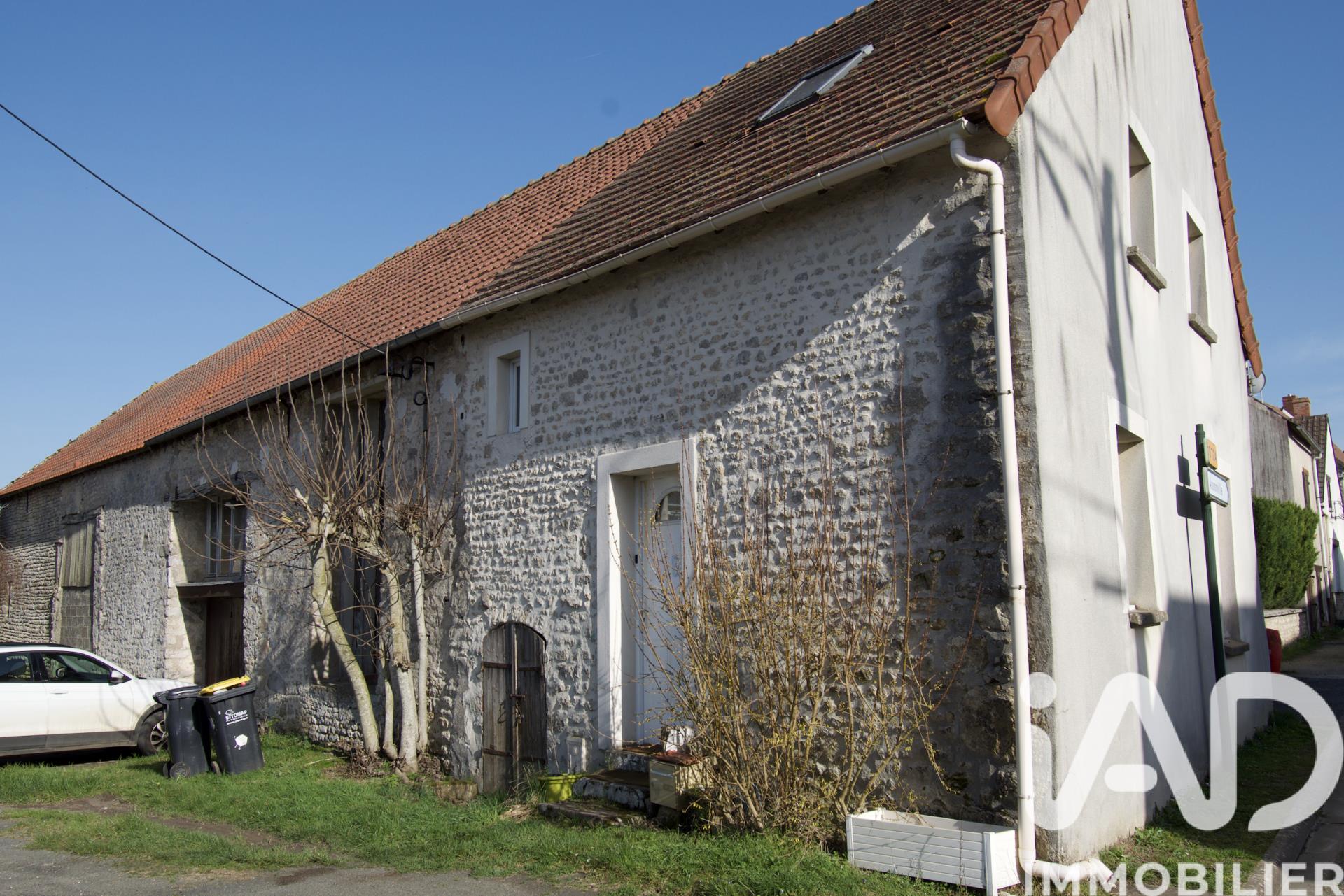 Maison à vendre, 52m², Rouvres-Saint-Jean
