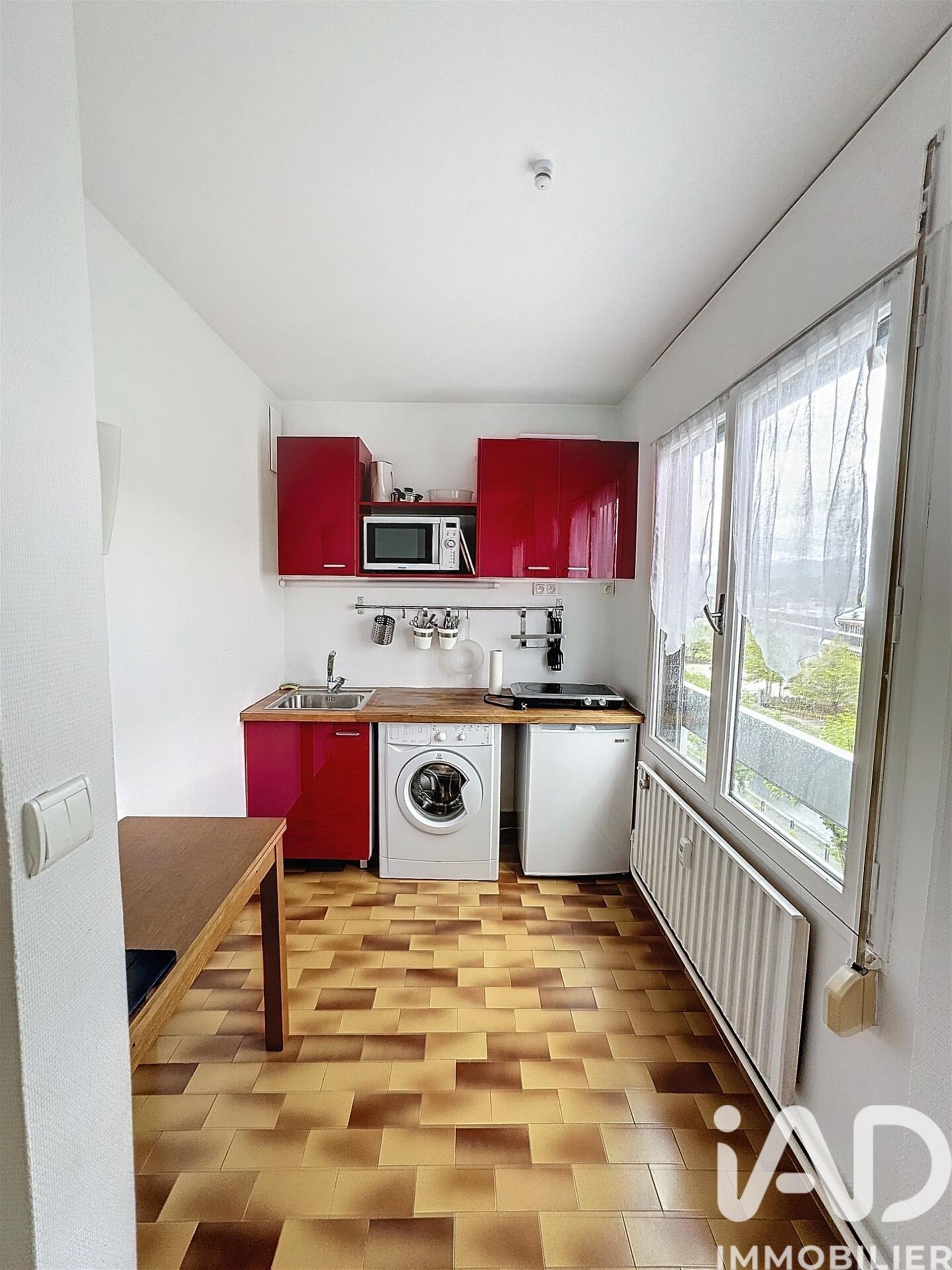 Appartement à louer, 26m², Valserhône