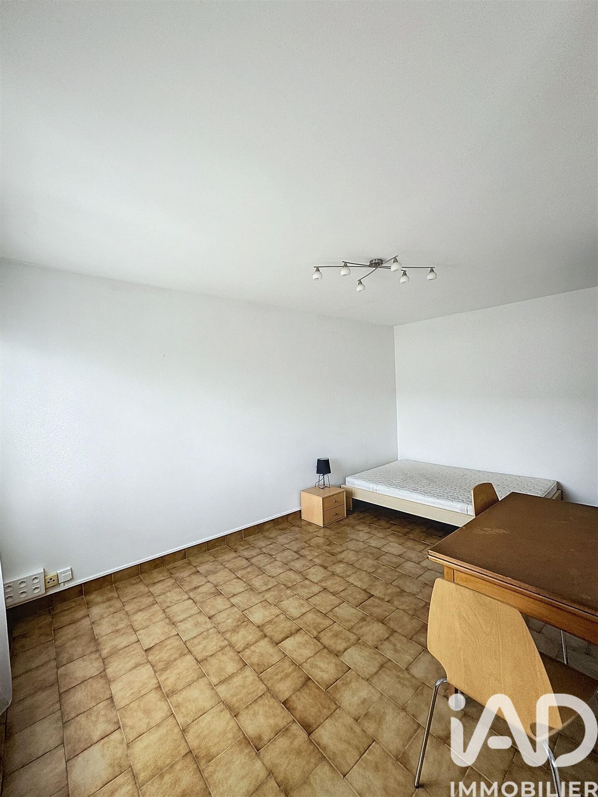 Appartement à louer, 26m², Valserhône