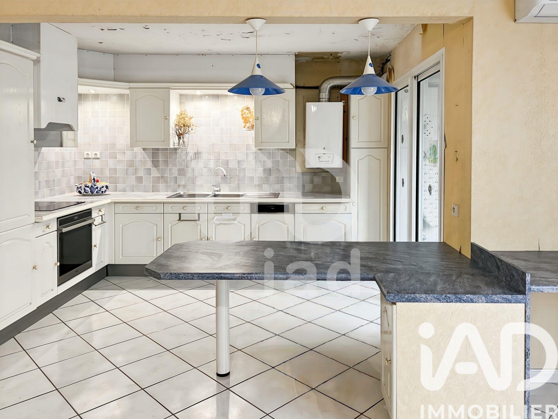 Appartement à vendre, 77m², Nîmes