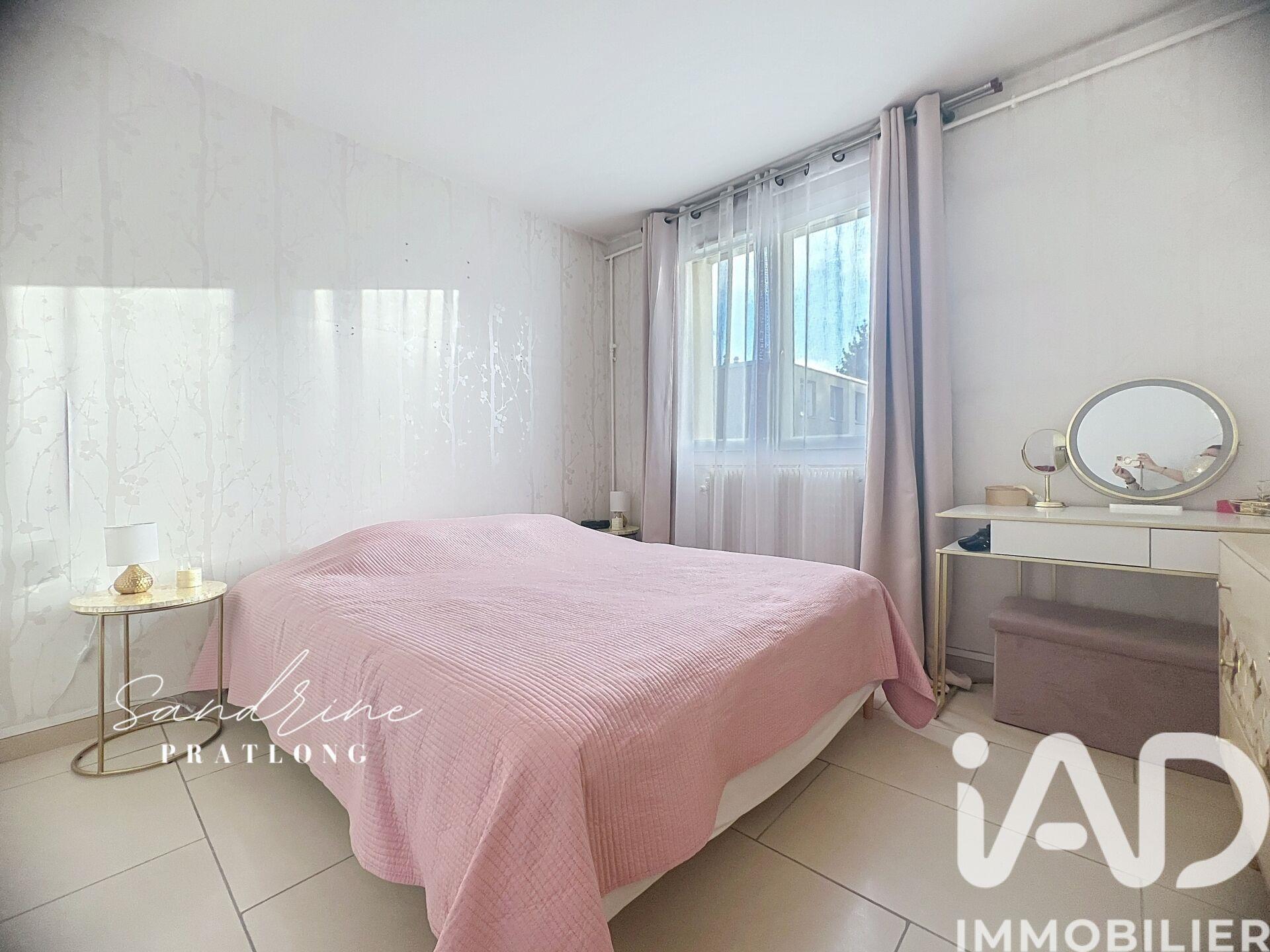 Appartement à vendre, 66m², Domont