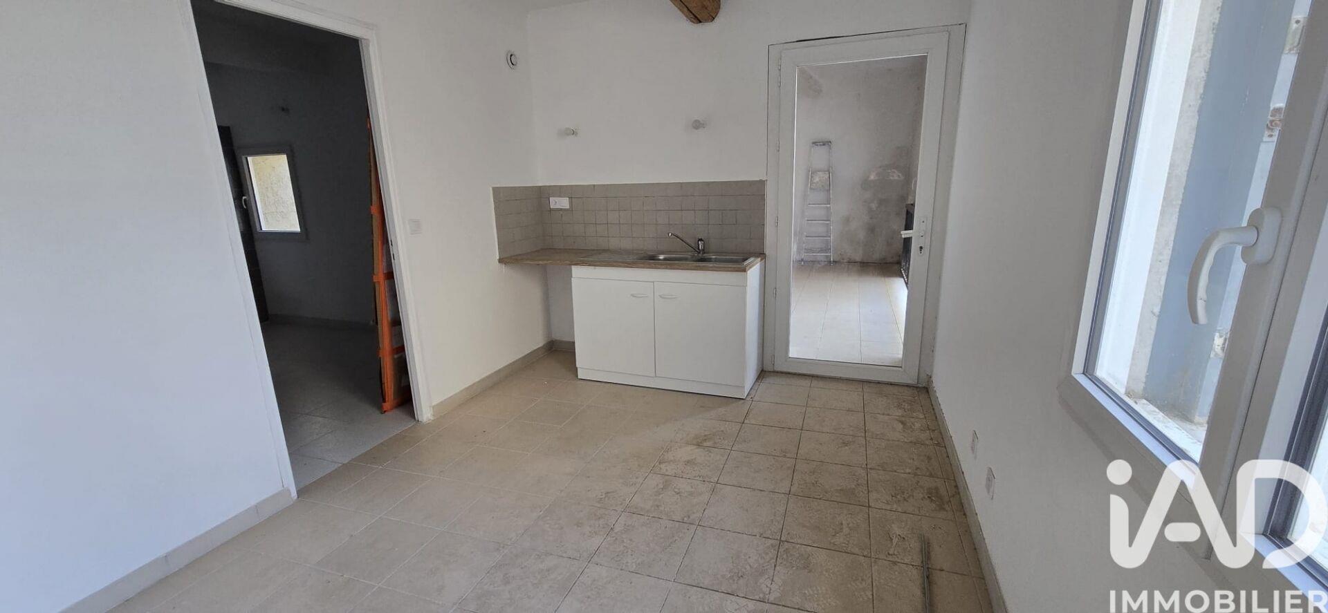 Appartement à louer, 120m², Saint-Saturnin-lès-Avignon