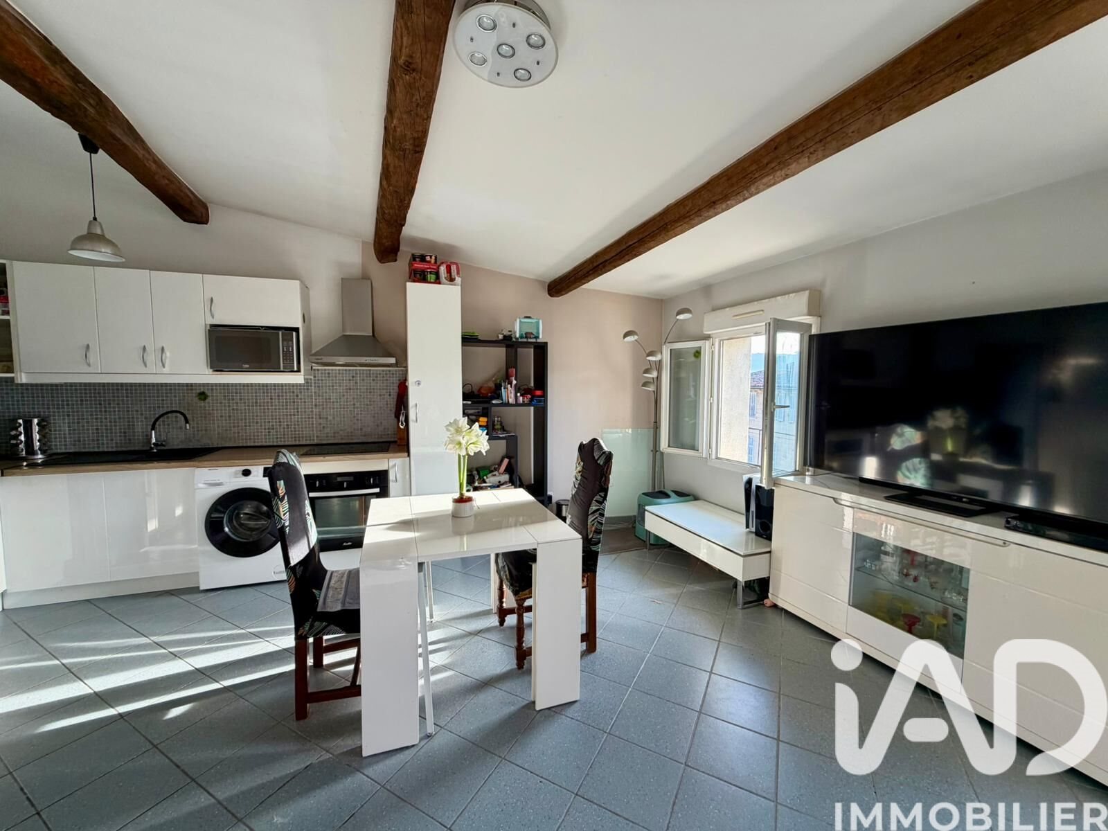 Appartement à vendre, 55m², Cuges-les-Pins