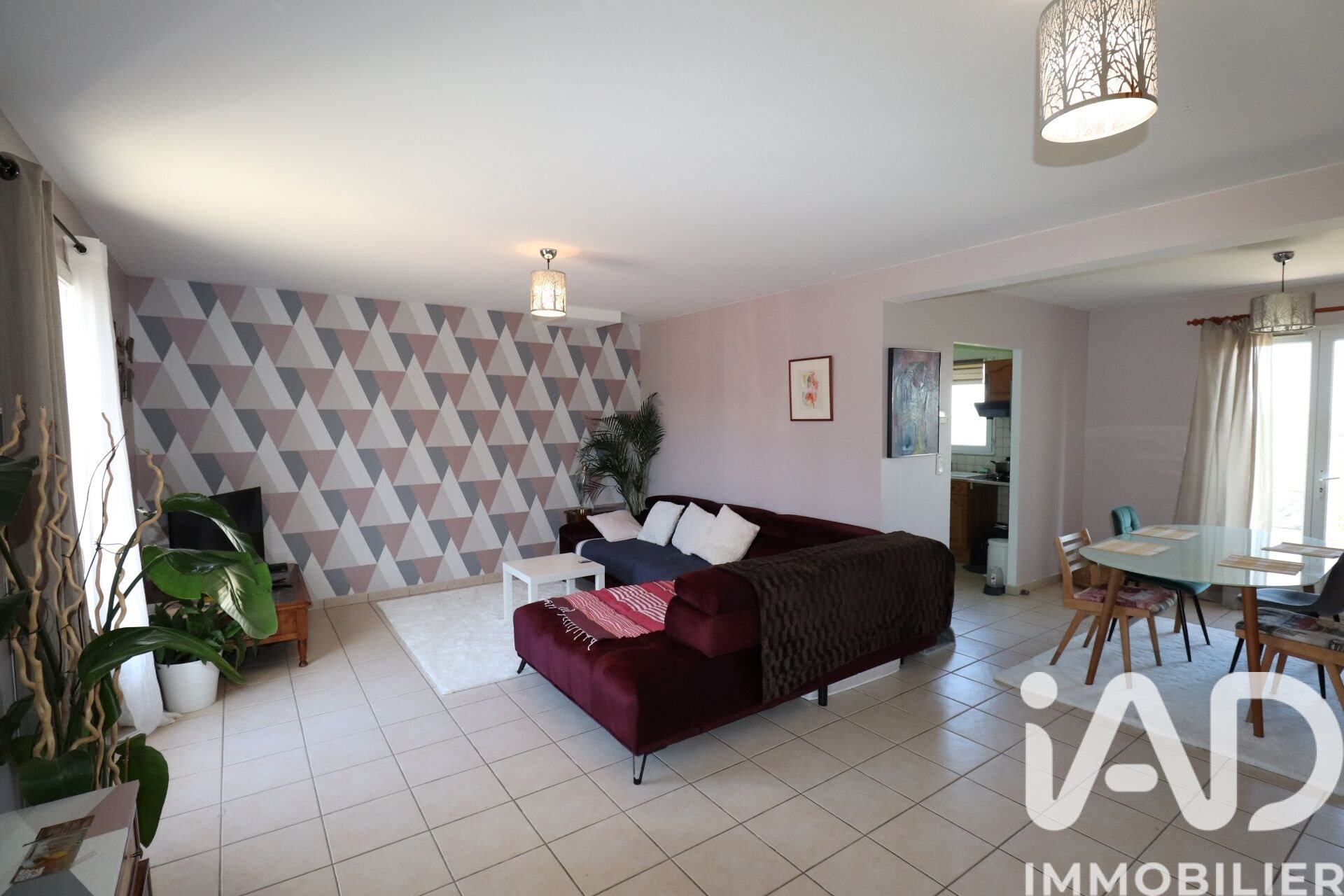 Maison à louer, 85m², Cravant