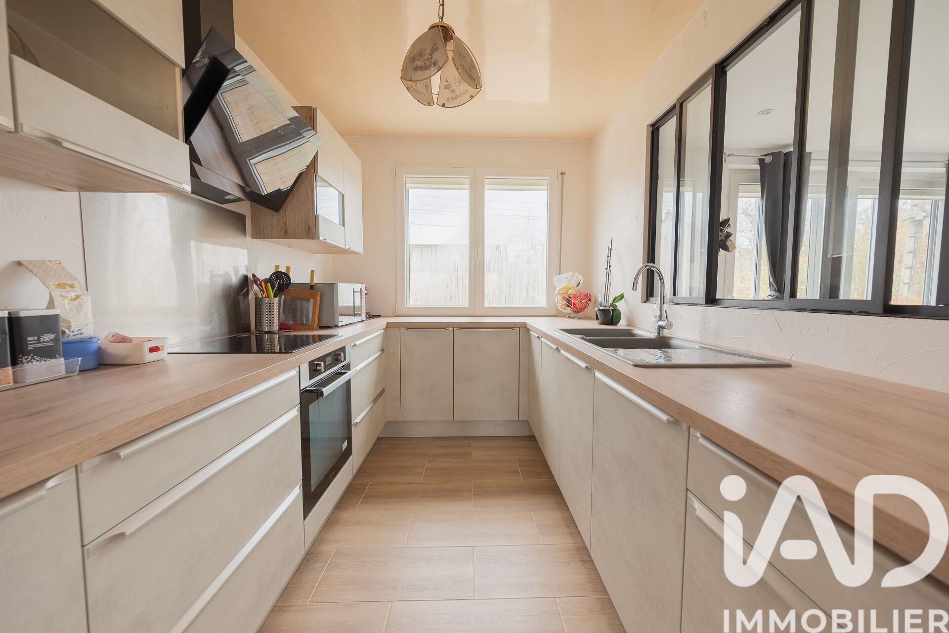 Maison à vendre, 71m², Sedan