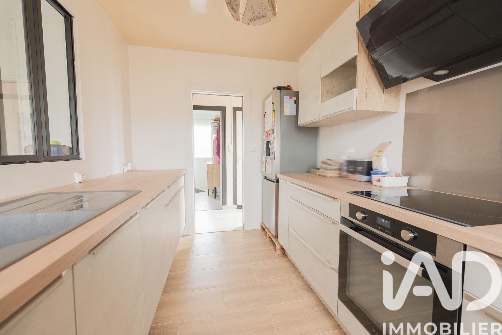 Maison à vendre, 71m², Sedan