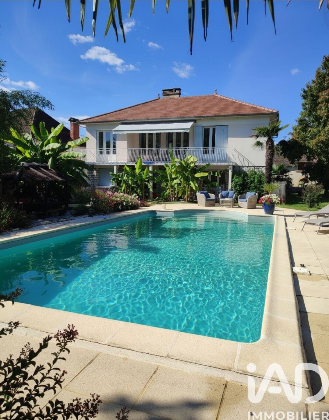 Maison à vendre, 176m², Gourdon