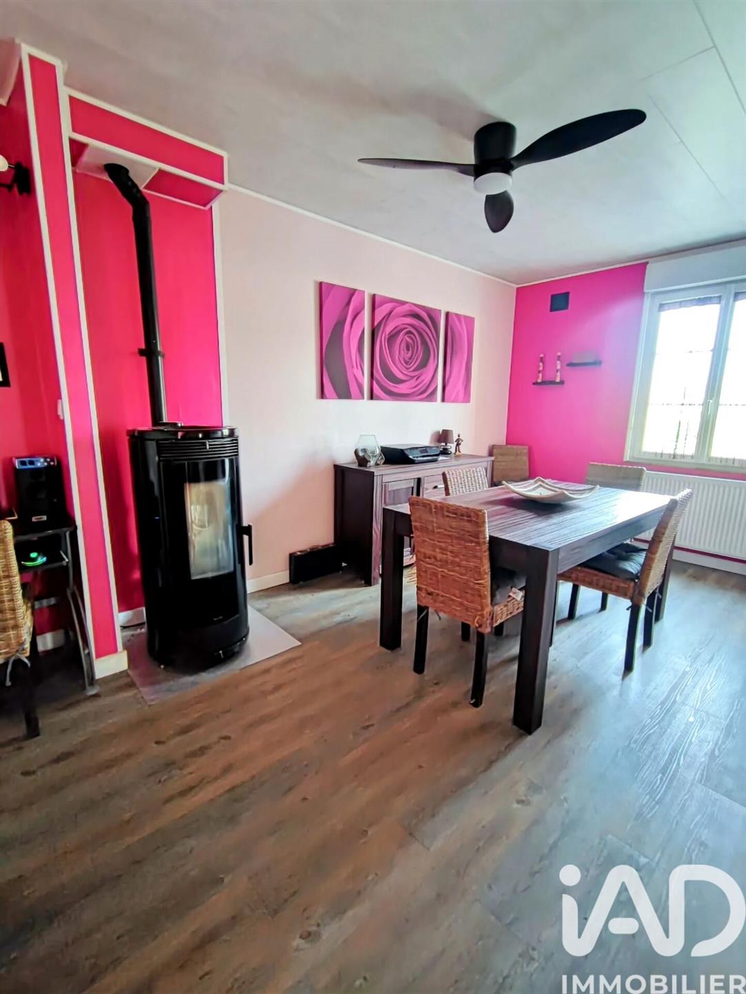 Maison à vendre, 90m², Pringy