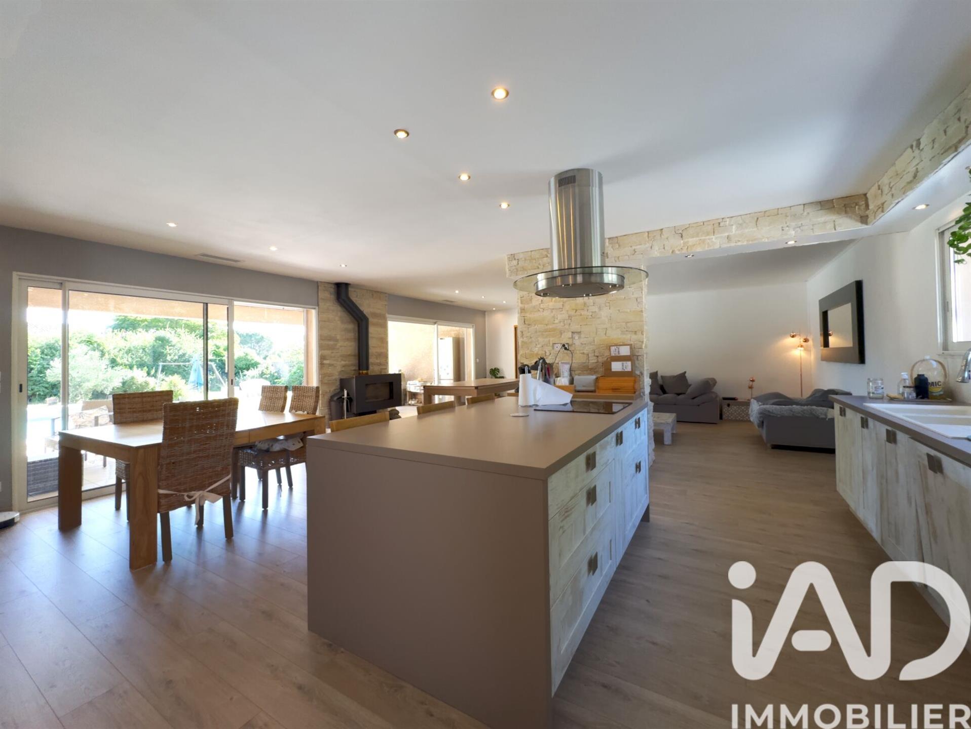 Maison à vendre, 187m², Galargues