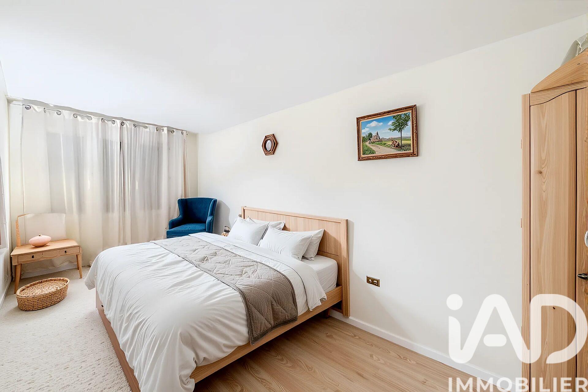 Appartement à vendre, 45m², Saint-Fargeau-Ponthierry