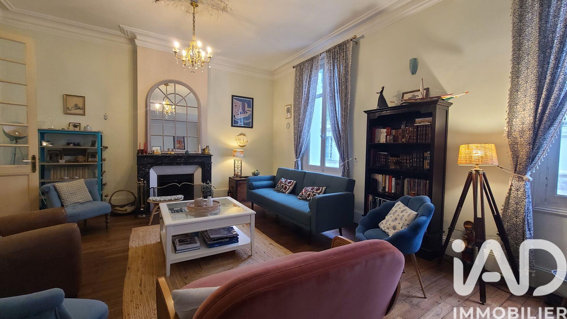 Maison à vendre, 259m², Saumur