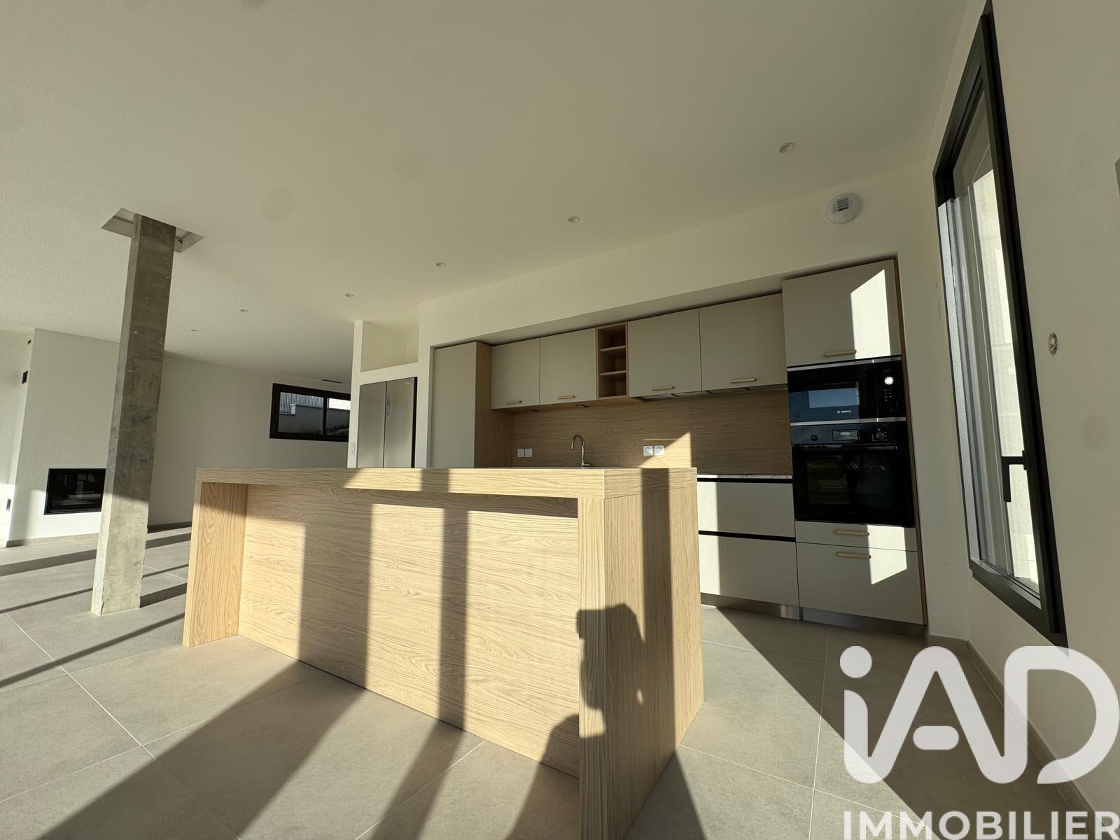 Maison à vendre, 192m², Limonest