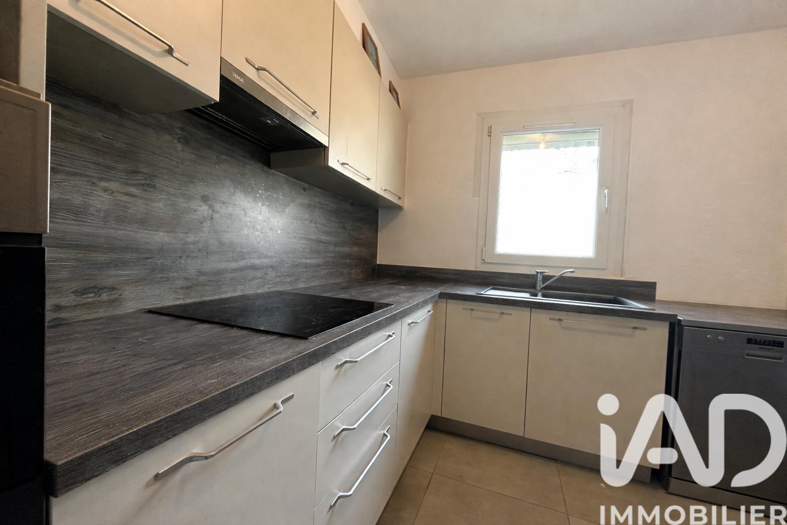 Maison à vendre, 62m², Cuers