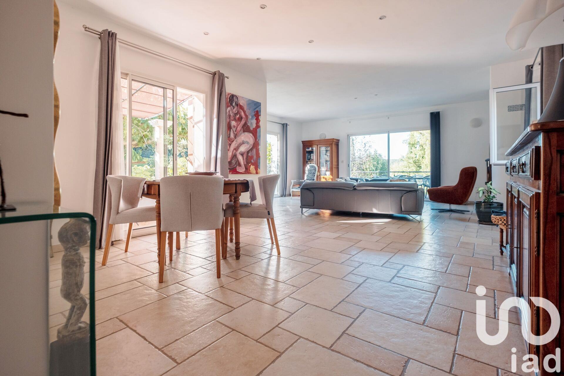 Maison à vendre, 170m², Evenos