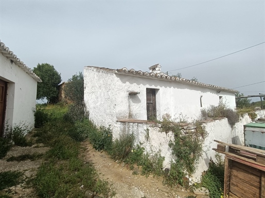 Traditional House to recover in Tavira, Algarve