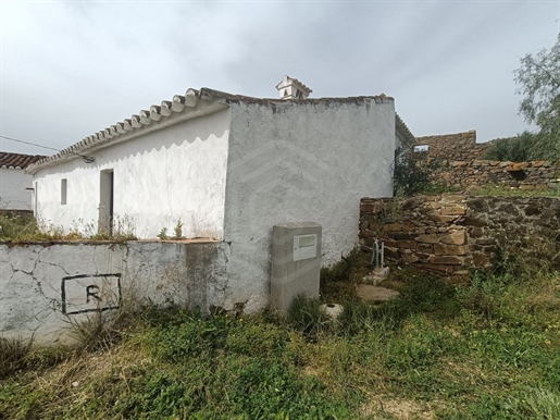 Moradia Tradicional para recuperar em Tavira, Algarve