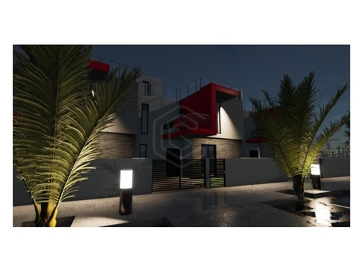 Moradia em bande T4, arquitetura moderna, Olhão, Algarve