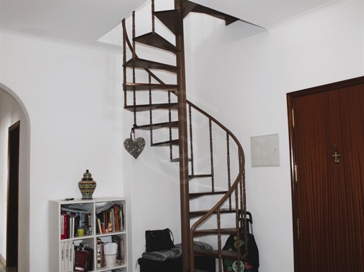 Appartement de 3 chambres, avec ascenseur et garage, à Lagos, Algarve