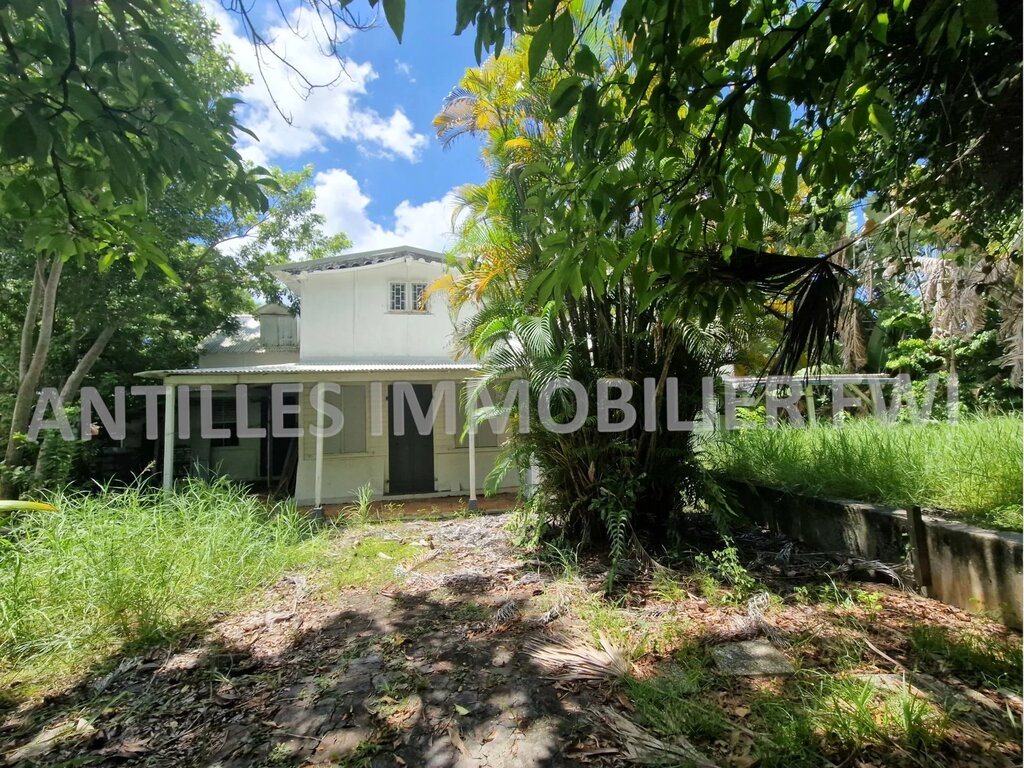 6 room luxury House for sale in Fort-de-France, Martinique